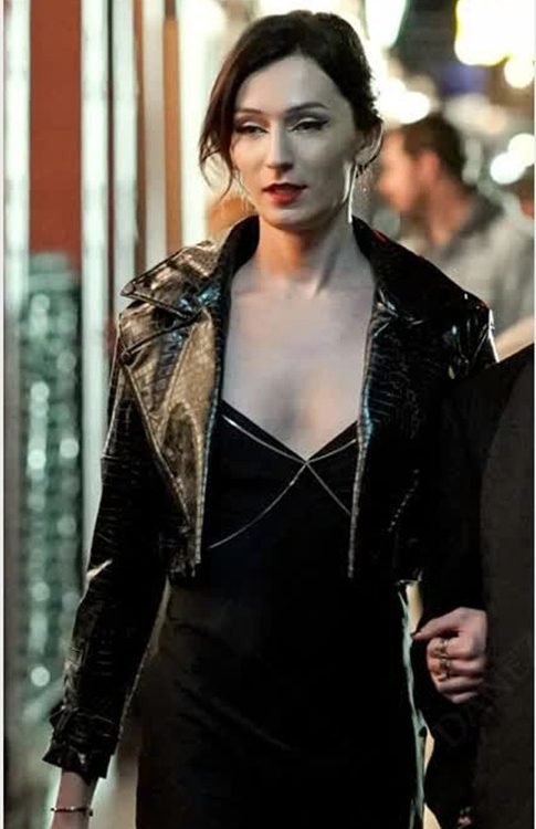 Queer_As_Folk_2022_Ruthie_Cropped_Jacket.jpg