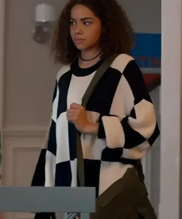 Ginny and Georgia Ginny Miller Oversized Colorblock Sweater